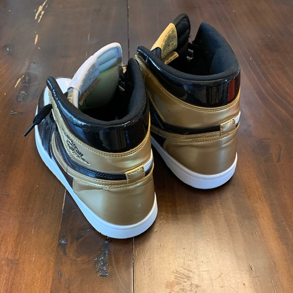 Air Jordan 1 Retro High OG NRG Gold Top 3🔥🔥🔥 - Picture 2 of 7